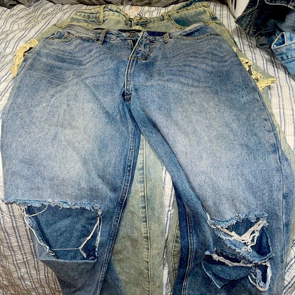 PLT Blue Jeans - Picture 5 of 6